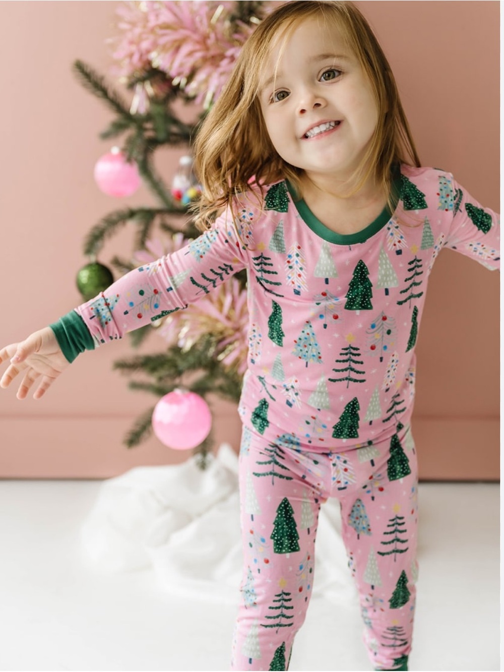 Little Sleepies Pink twinkling Christmas Holiday tree toddler girl pajamas 4T